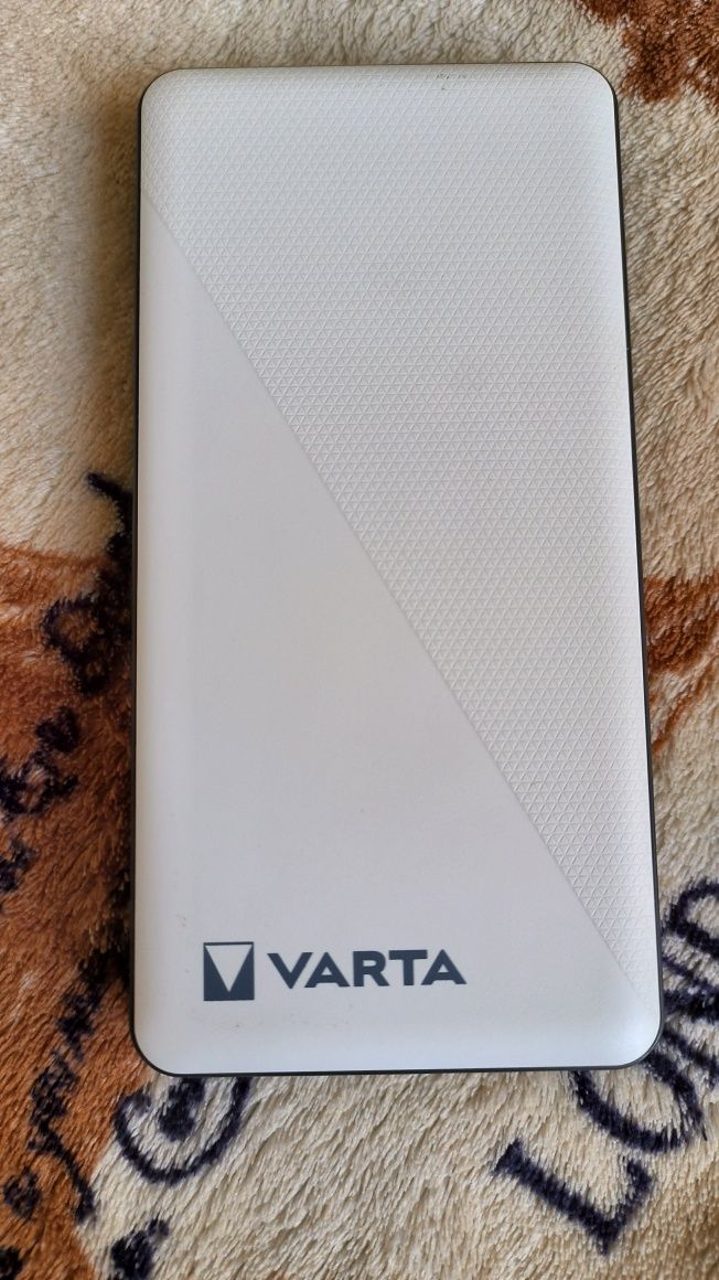 Повербанк VARTA 20000 mAh