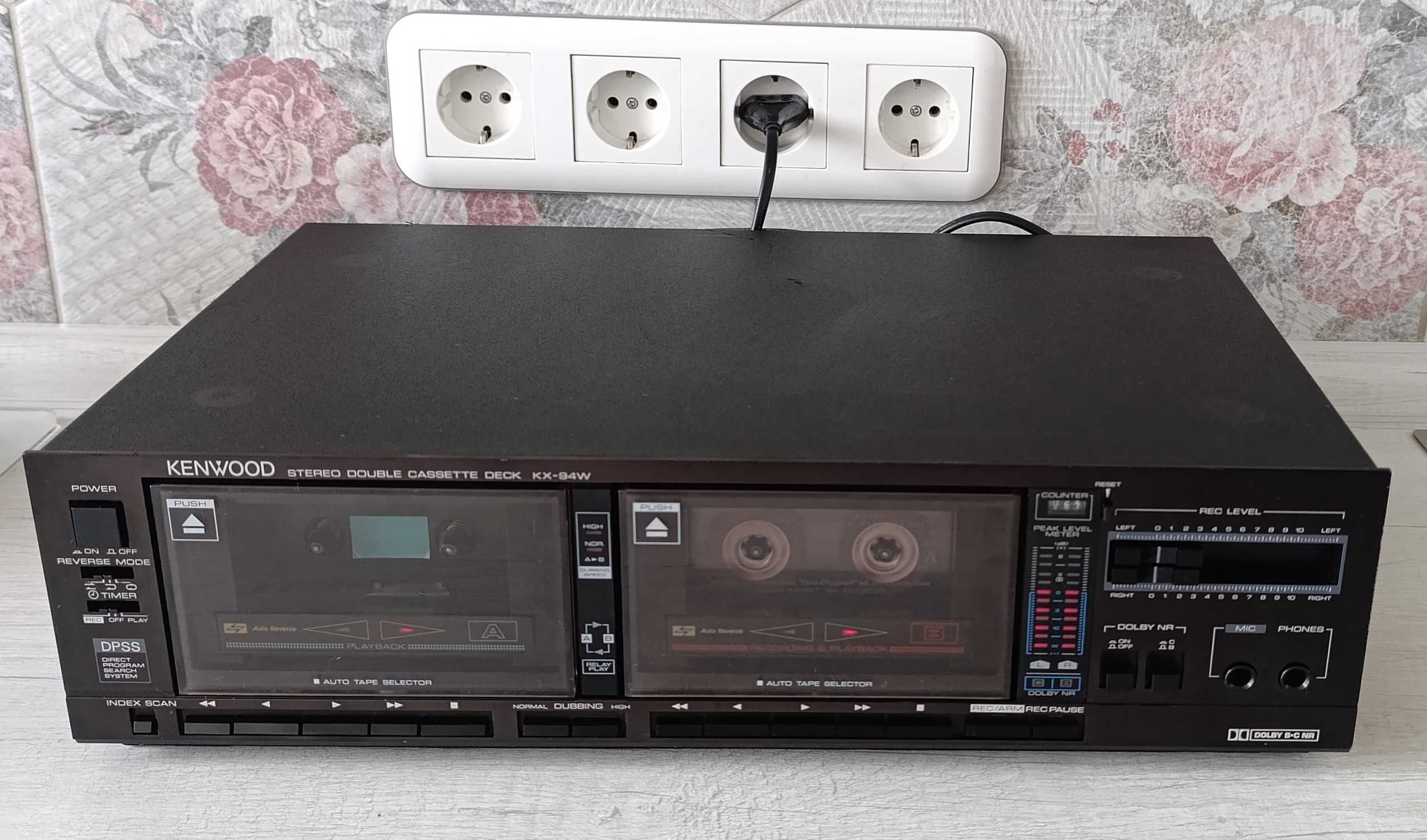 Кассетная дека Kenwood KX-94W.
