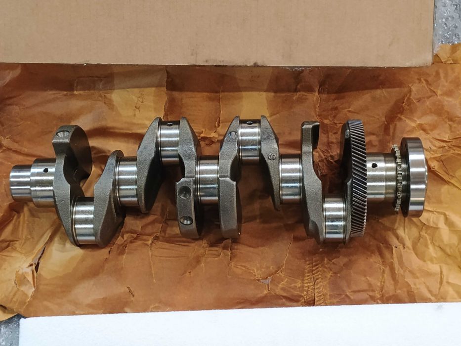 Wał korbowy Jaguar XE Evoque Velar do Silnika 2.0 D 204DTA i 204DTD
