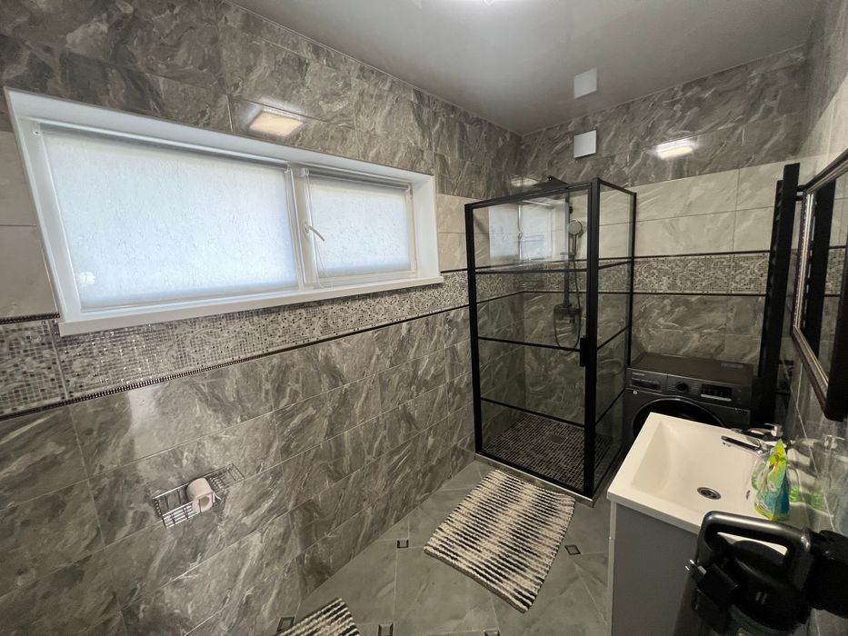 БЕЗ КОМІСІЇ. Продаж будинку з ремонтос тв меблями