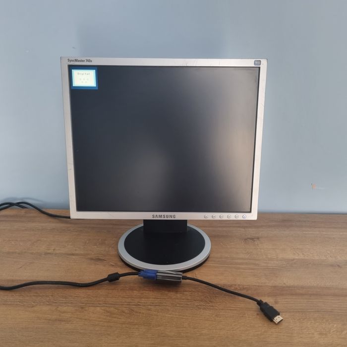 Monitor Samsung  plus przejściówka HDMI