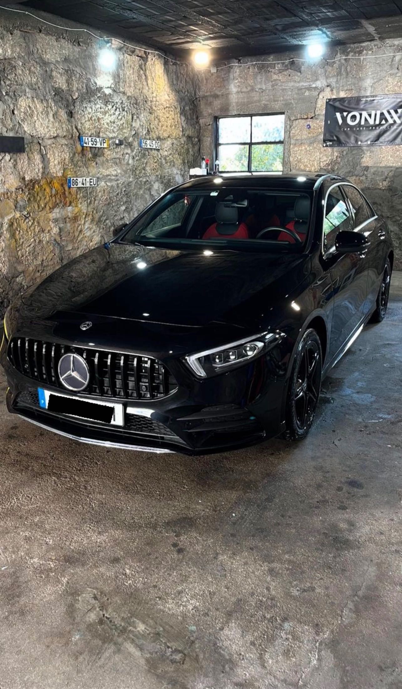 Mercedes A250e Limousine AMG