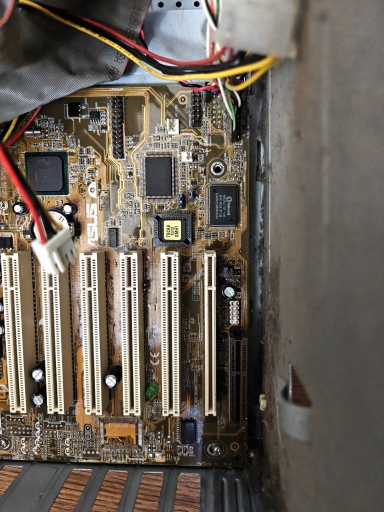 Компьютер ретро игр windows 98 pentium 3 Asus tusl2-c socket 370 Lpt
