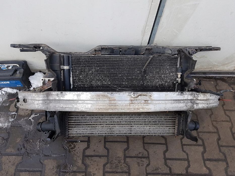 AUDI A4 B8 08-11r 2.0 TDI PAS PRZEDNI CHŁODNICE WENTYLATOR AUTOMAT
