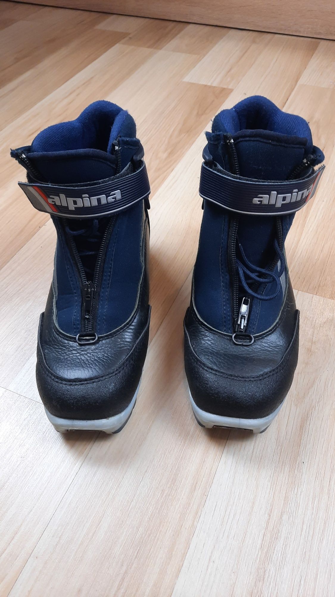 Buty do nart biegowych NNN Alpina r. 37