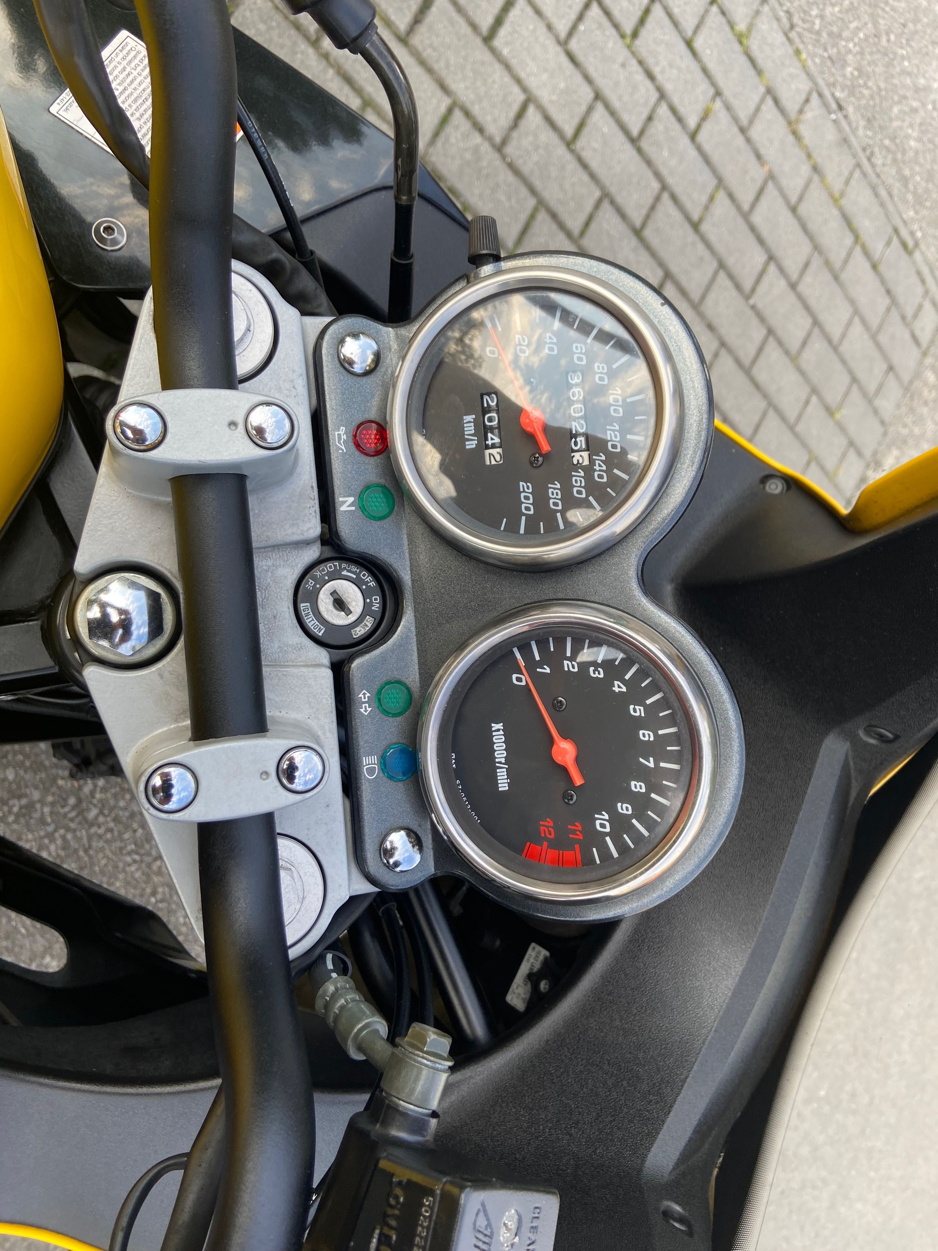 Suzuki GS500F 2005r