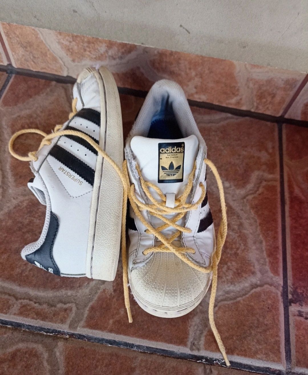 Superstar chłopięce 33 adidas