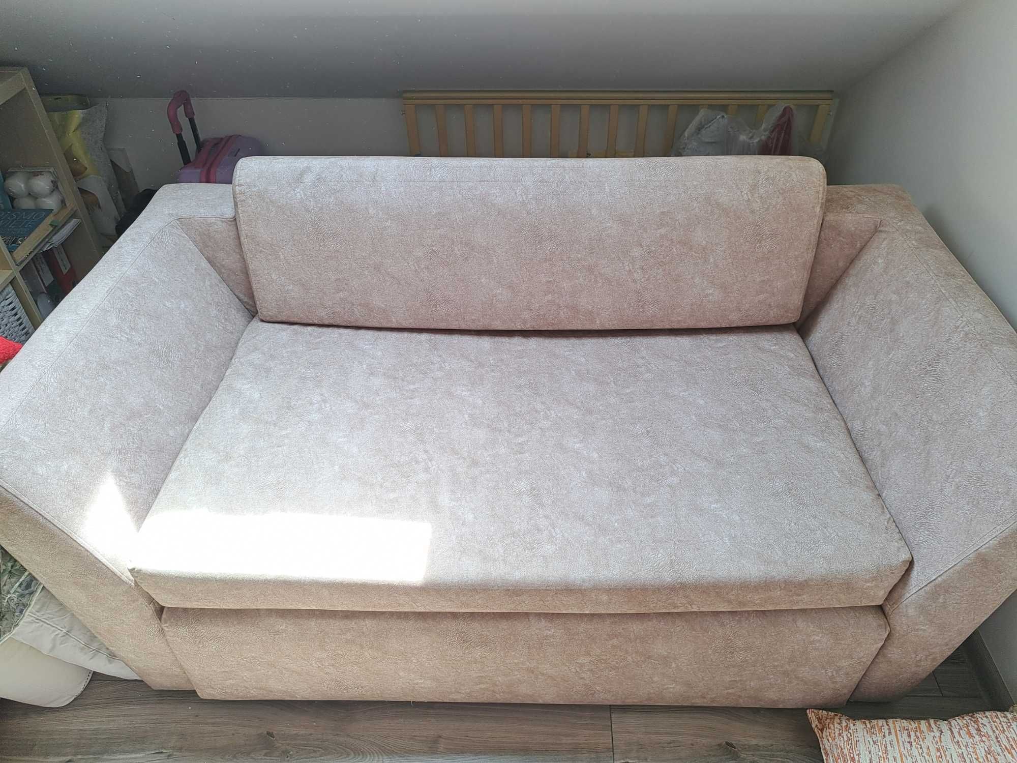 Sofa rozkładana dwuosobowa