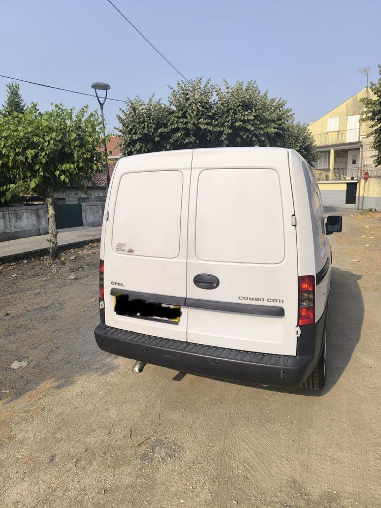 Vendo opel combo 1.3 cdti