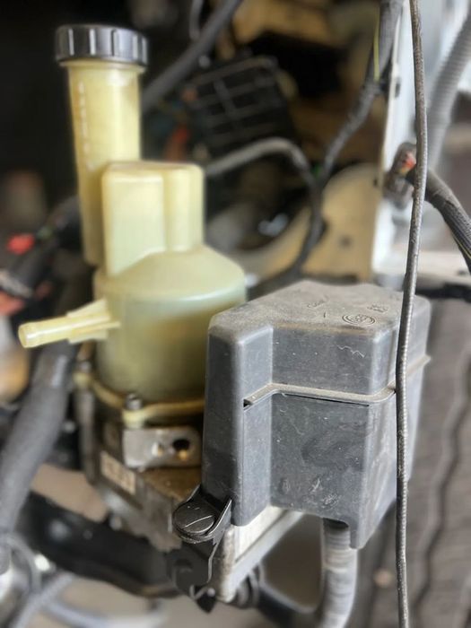 Bomba de direçao eletrica Citroen Jumpy Peugeot expert Opel vivara re