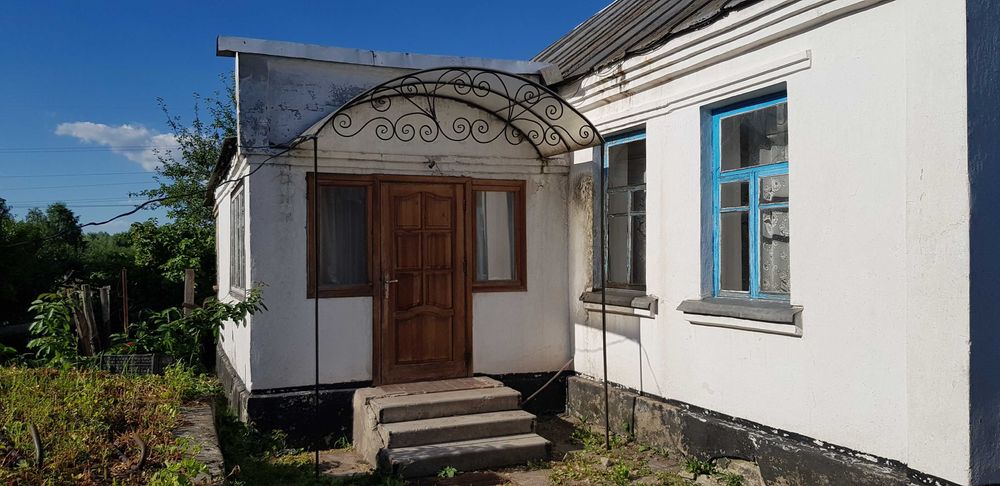 c.Княжичи, ул.Киевская Дом-115м2, уч.-17,68сот;все коммуникации, жилой
