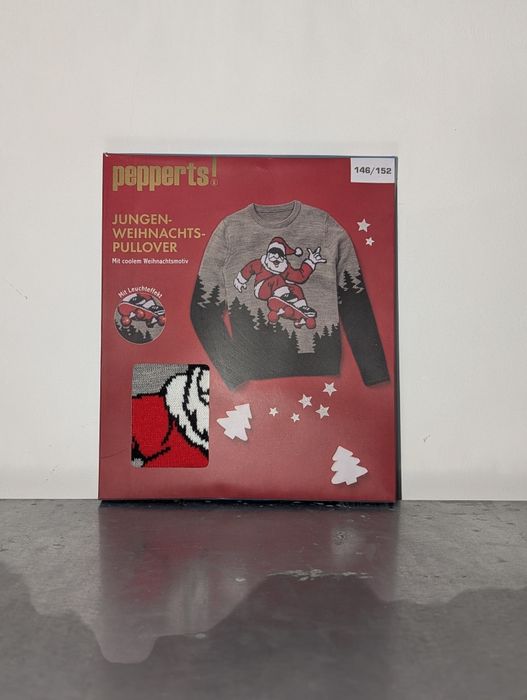 Sweter na święta dla chłopca z mikołajem szary Pepperts 134/40 akryl