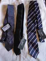 Vendo gravatas Hugo Boss Novas COM ETIQUETA!