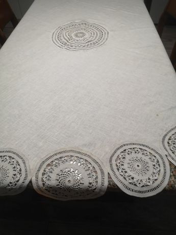 Toalha redonda alinhada+intermeios para lençóis+rendas antigas