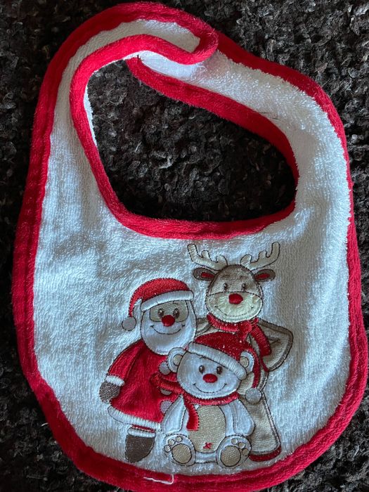 Prześliczny śliniak świąteczny