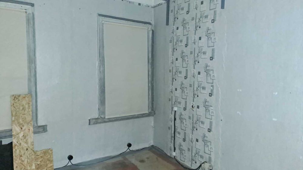 Сдам 50м фасадное 1йЭт под салон цех склад м.Захисників України швейн