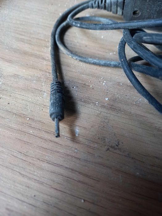 Зарядка зарядне зарядний пристрій нокія