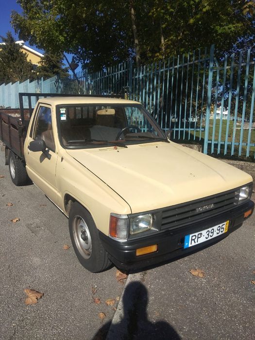 Toyota hilux 2400 celindrada