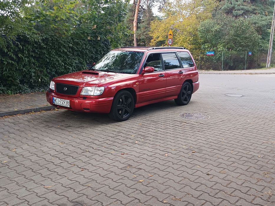 Subaru Forester 2.0 TURBO 260 KM lpg zdrowe kielichy i podłoga