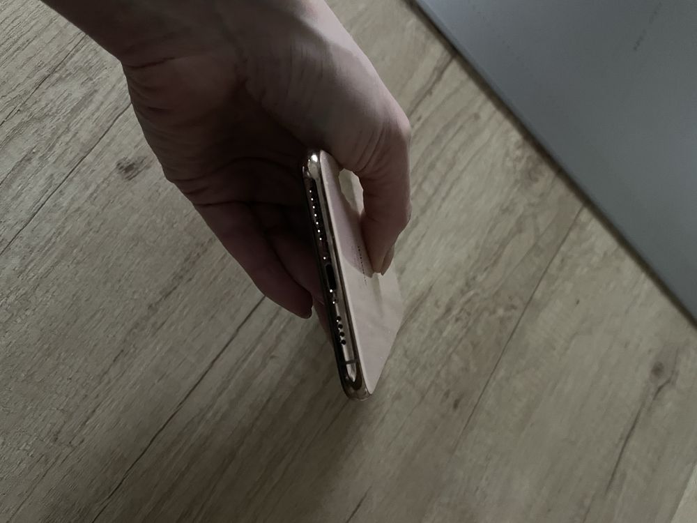 Iphon xs max rozowy