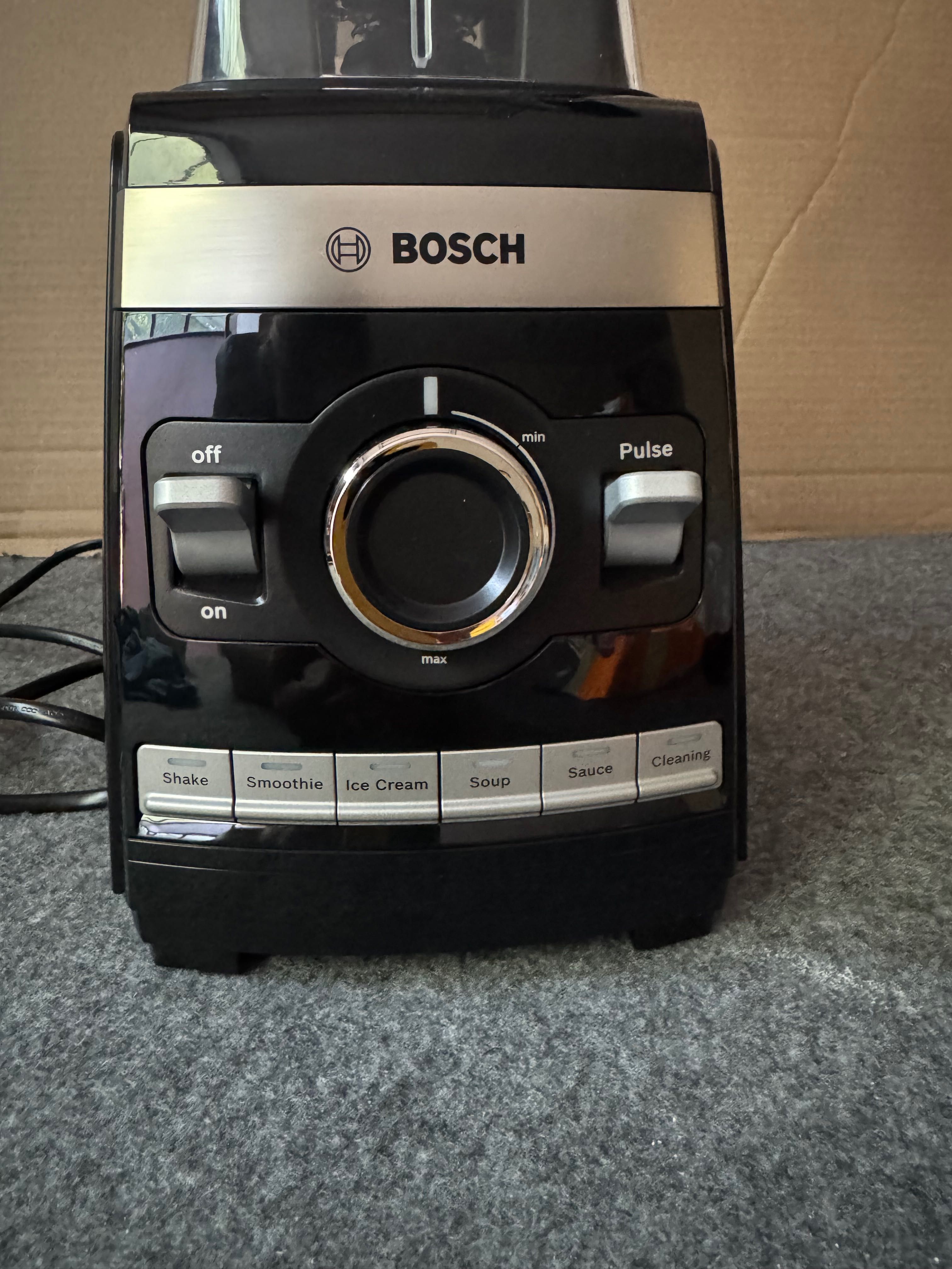 Mikser ręczny Bosch MMBH6P6B,1600W czarny