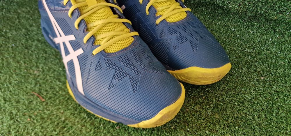 Волейбольні кросовки asics gel solution speed 3