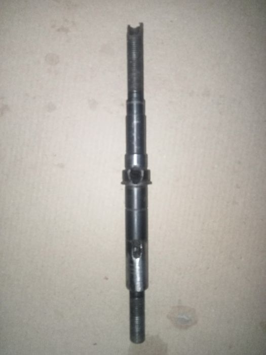 Ось на мотор колесо