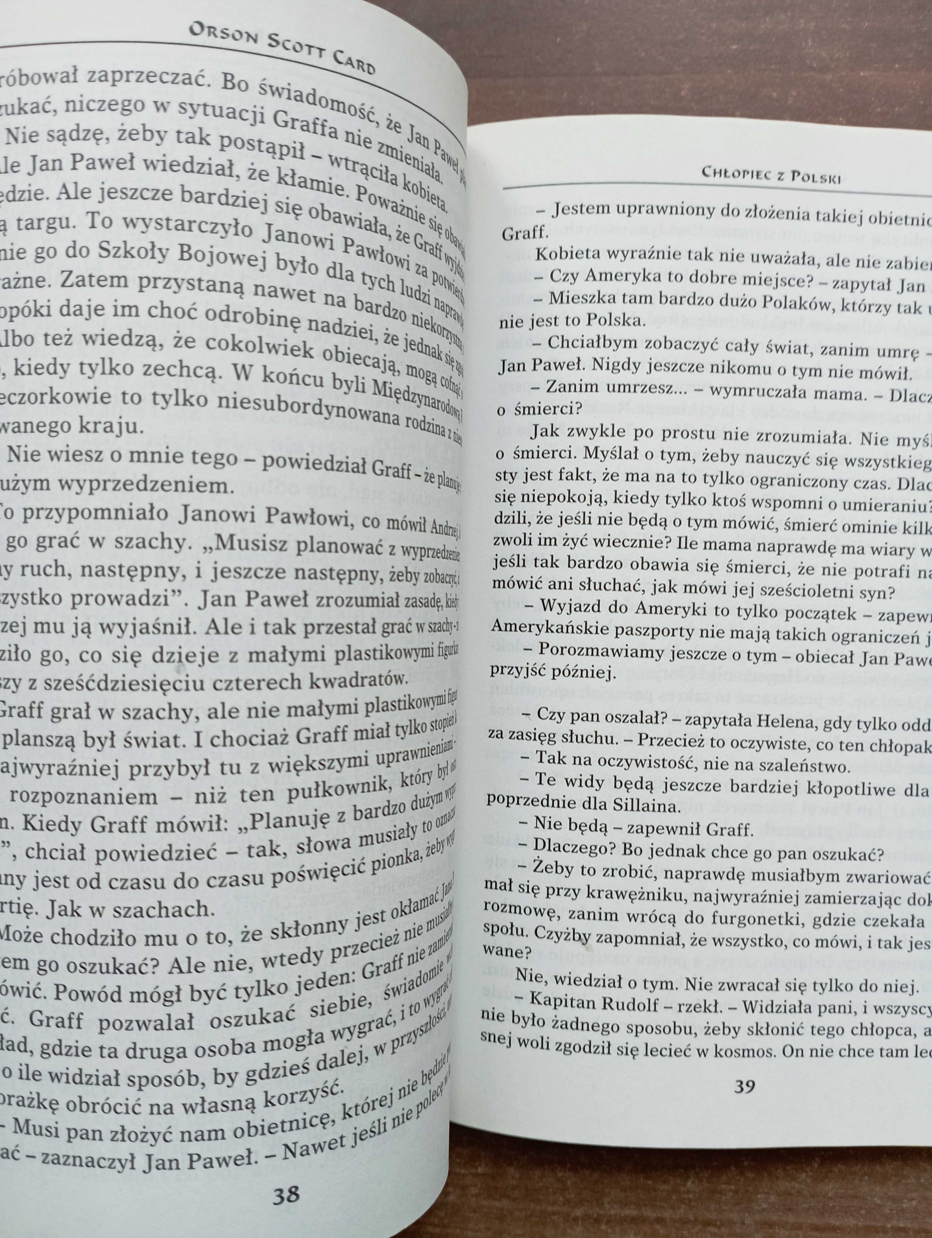 Pierwsze spotkania w świecie Endera Orson Scott Card