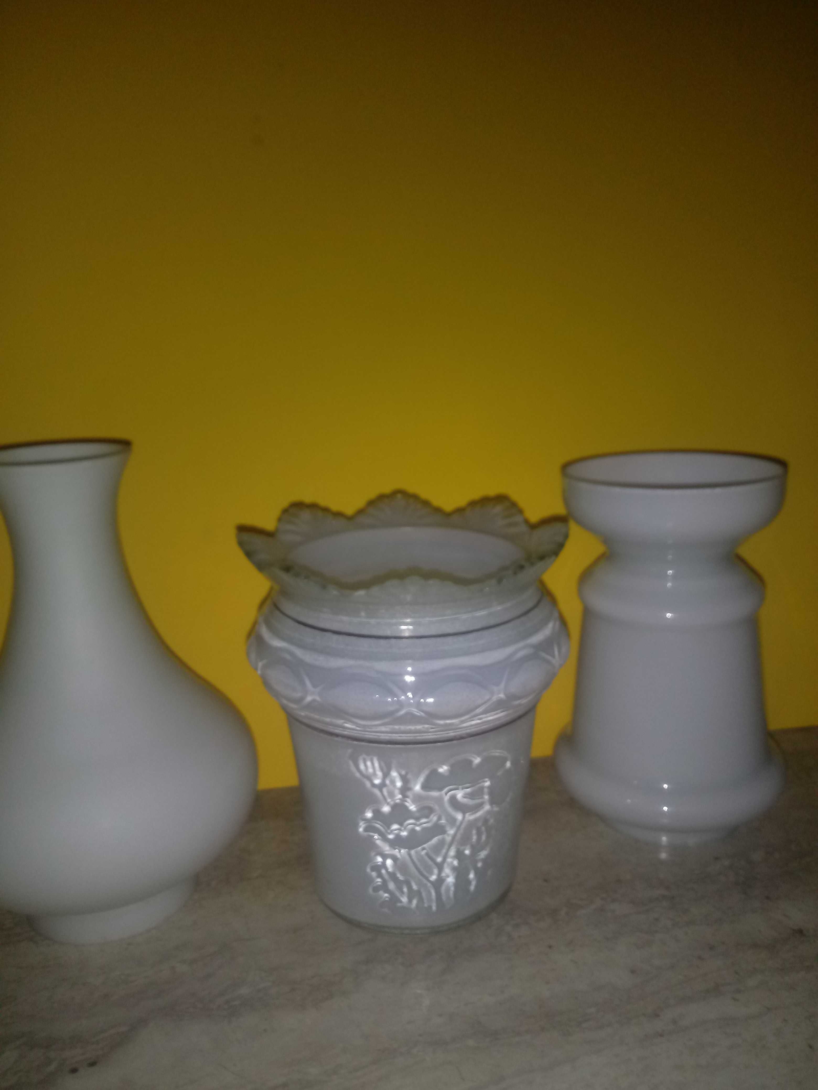 Klosze do lamp sprzed lat