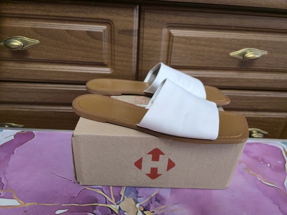 Шльопанці Zara 38 розмір