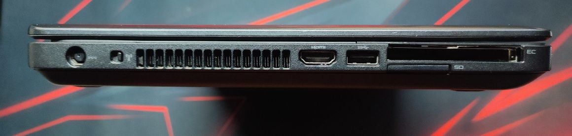 Dell Latitude E5440 i5-4300U / RAM 12GB / SSD 480GB + SSHD 500GB
