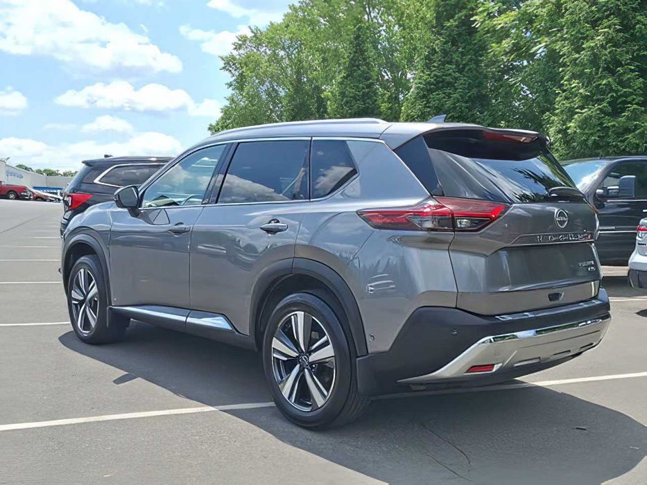 Nissan Rogue      2022