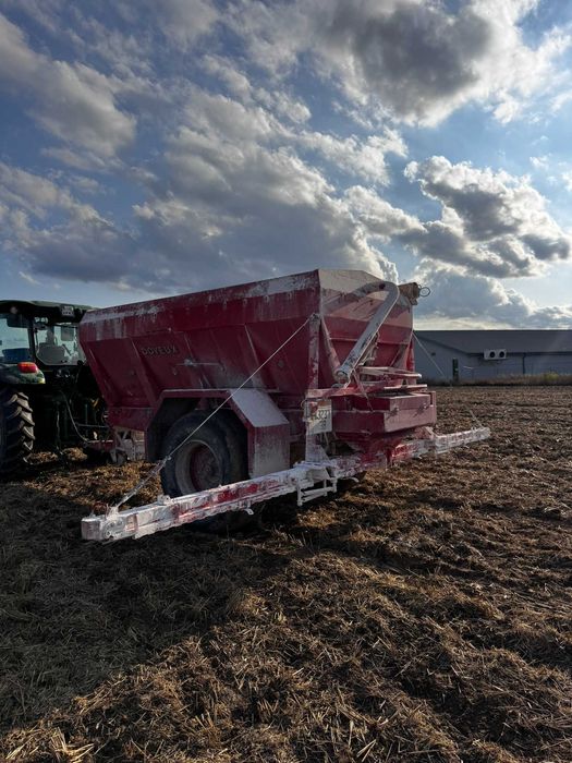 Rozsiewacz do wapna DOYEUX (bredal, amazone)