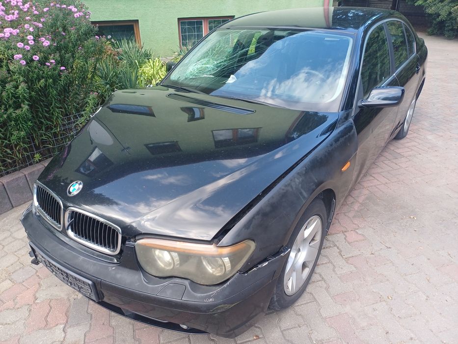 BMW e65 730d rozbita