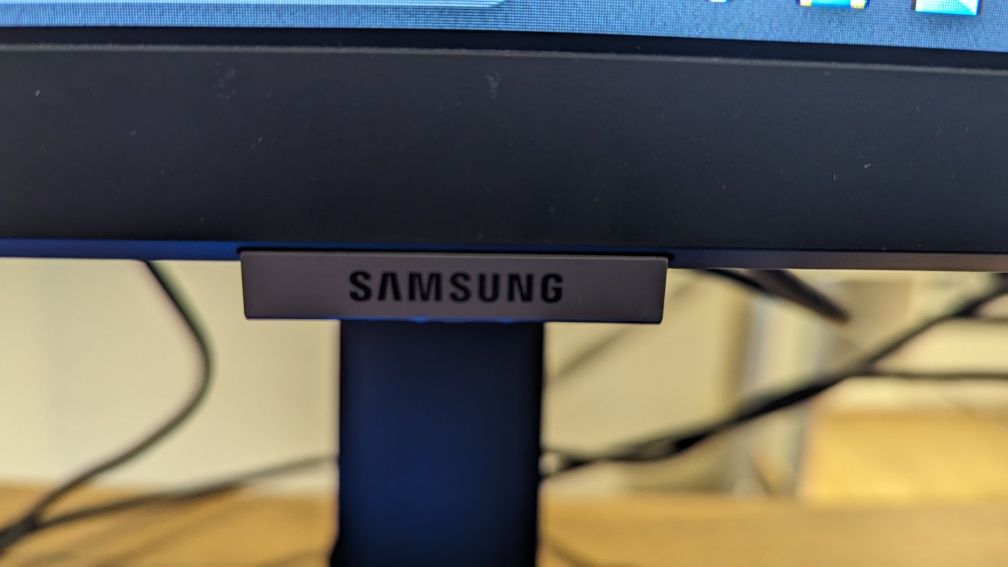 Monitor Samsung Odyssey G4 25" 240Hz