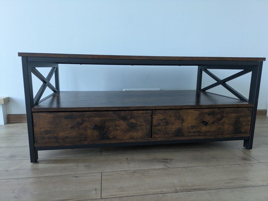 Stolik kawowy brązowy