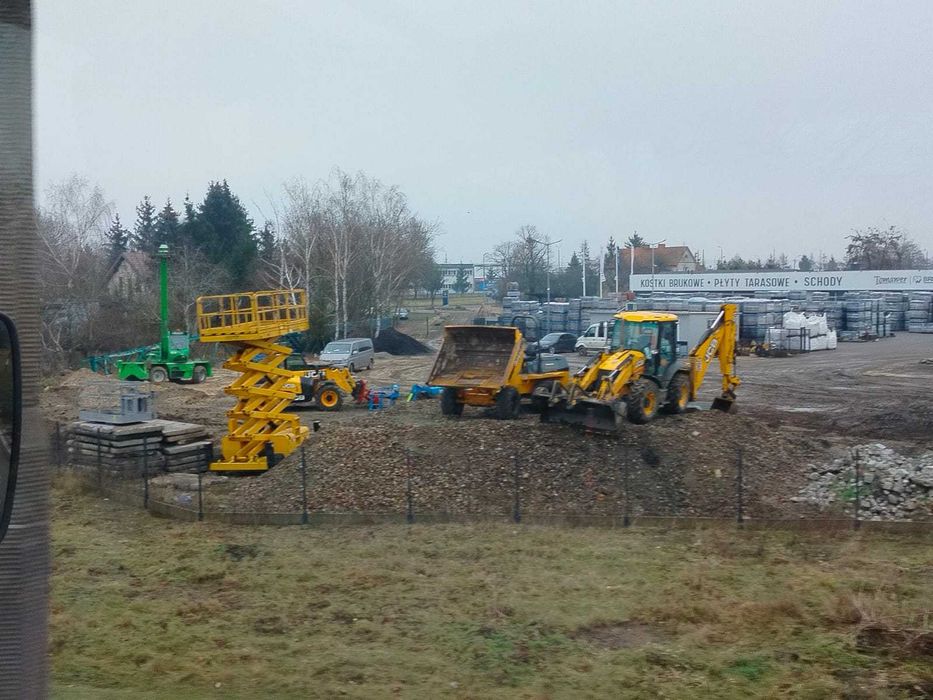 Wynajem wozidła mini koparka kołowa ładowarka zwyżka podest młot