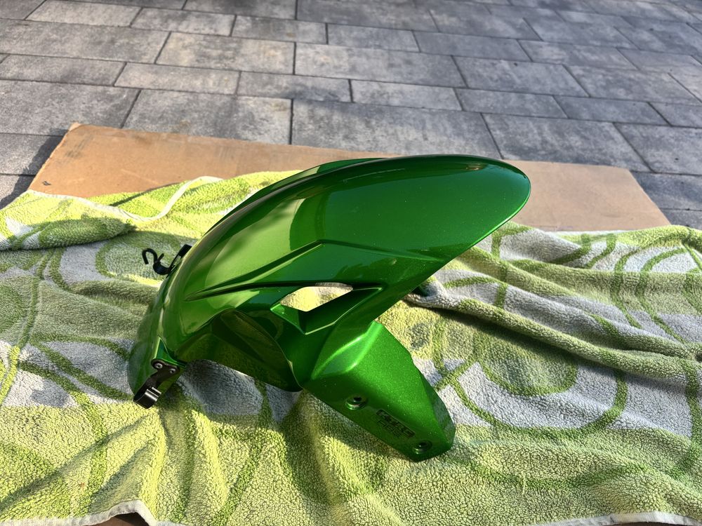 Sprzedam blotnik do kawasaki z1000 sx 2021