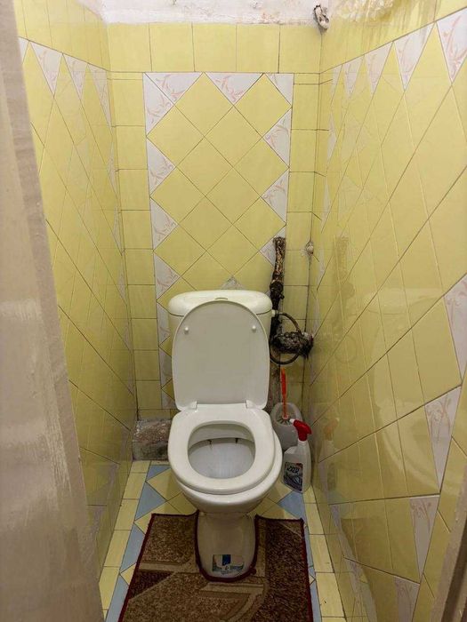 Здам в оренду 2х кімнатну квартиру в житловому стані на Виставці!