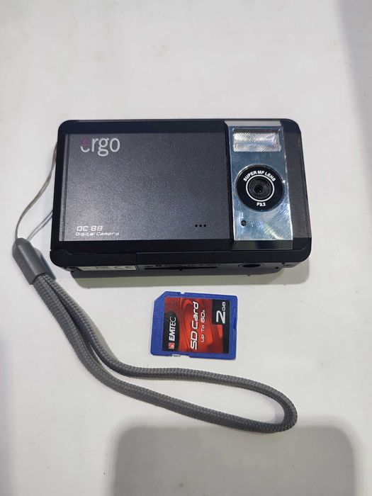 Фотоаппарат Ergo DC 88 с картой памяти