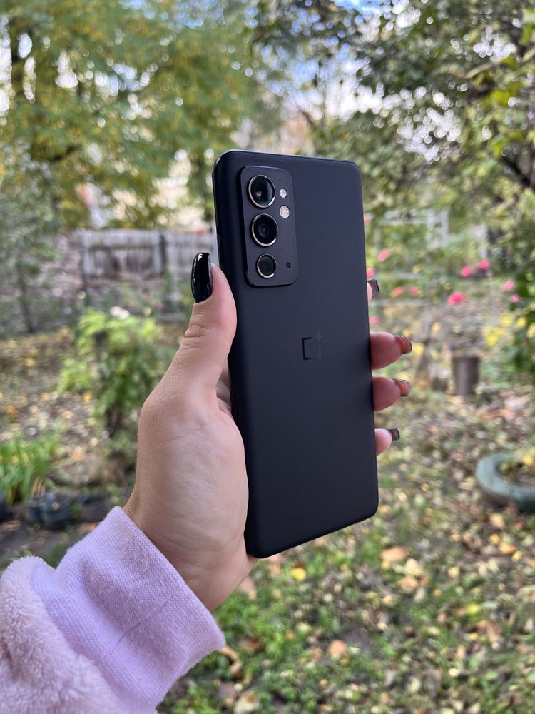 Телефон OnePlus 9RT+ 2 пленки+ чехол