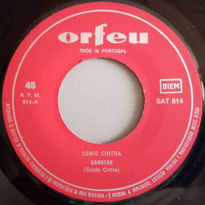 Denis Cintra	- - - - -	Garotas	- - - - -	Single