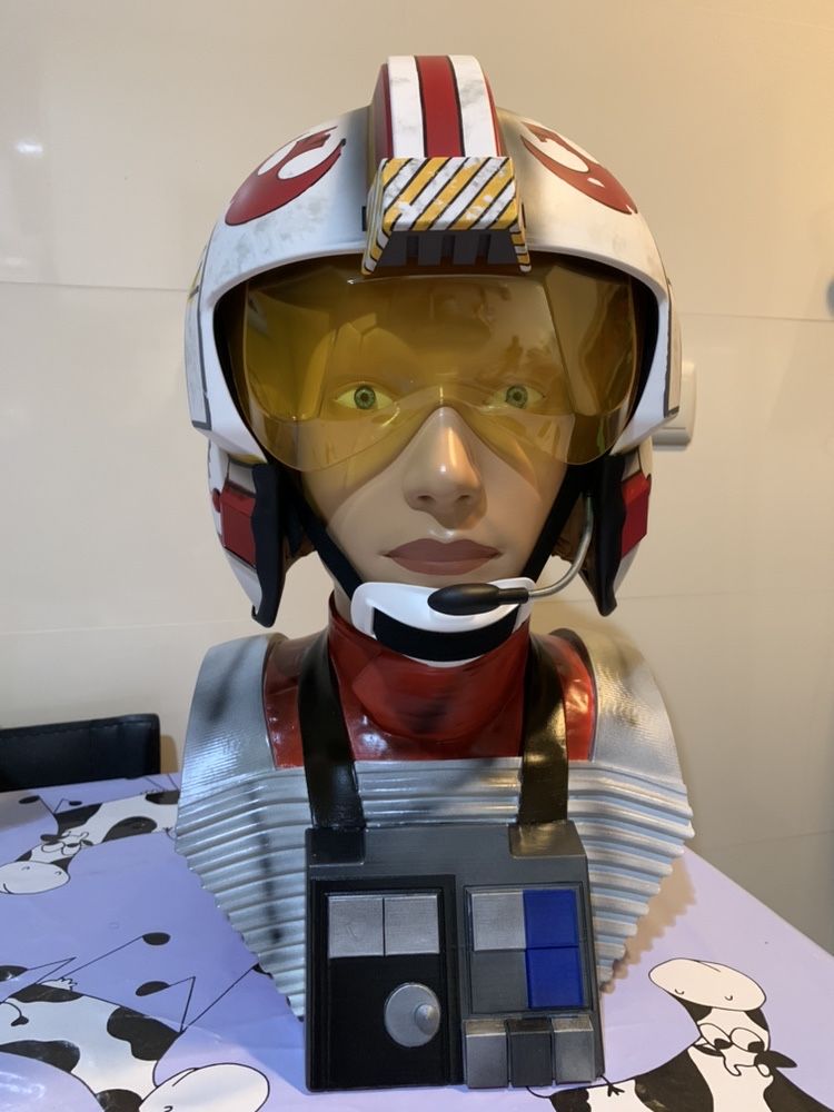Bust para capacete - luke x-wing Pilot