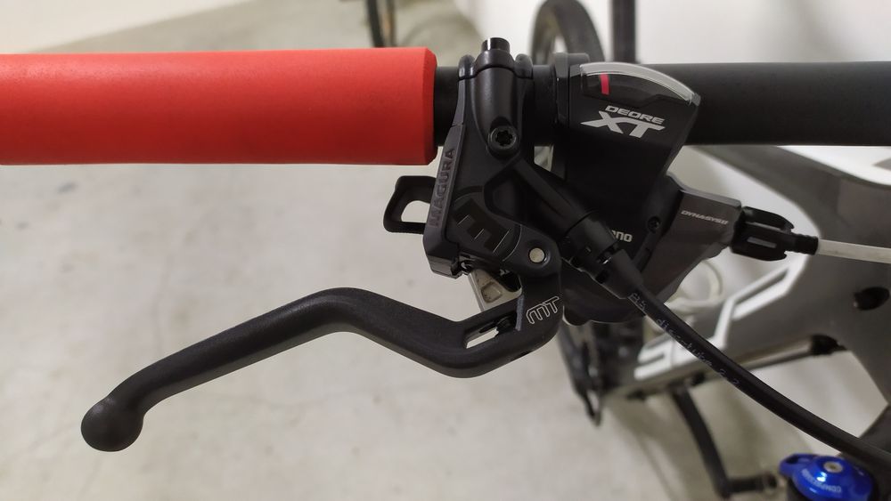 Superior XP 977 Carbono 27.5" - Rockshox DT Swiss Magura Shimano XT