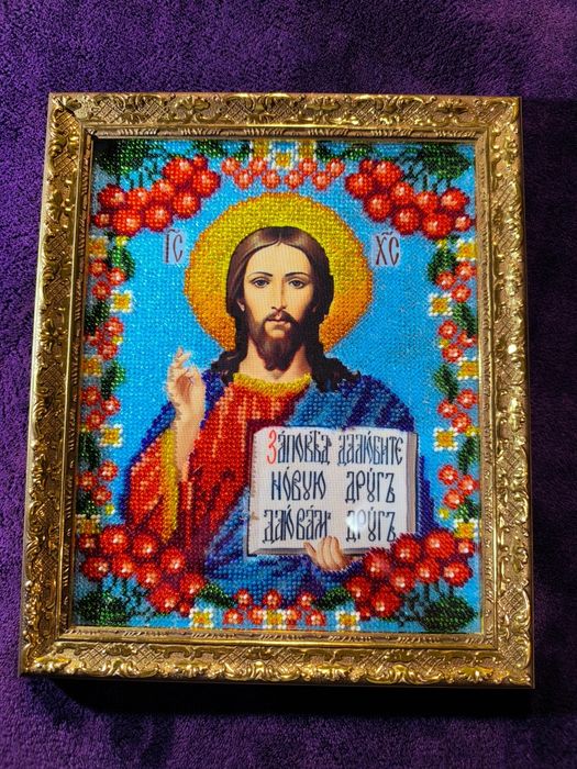 Ікони вишиті бісером