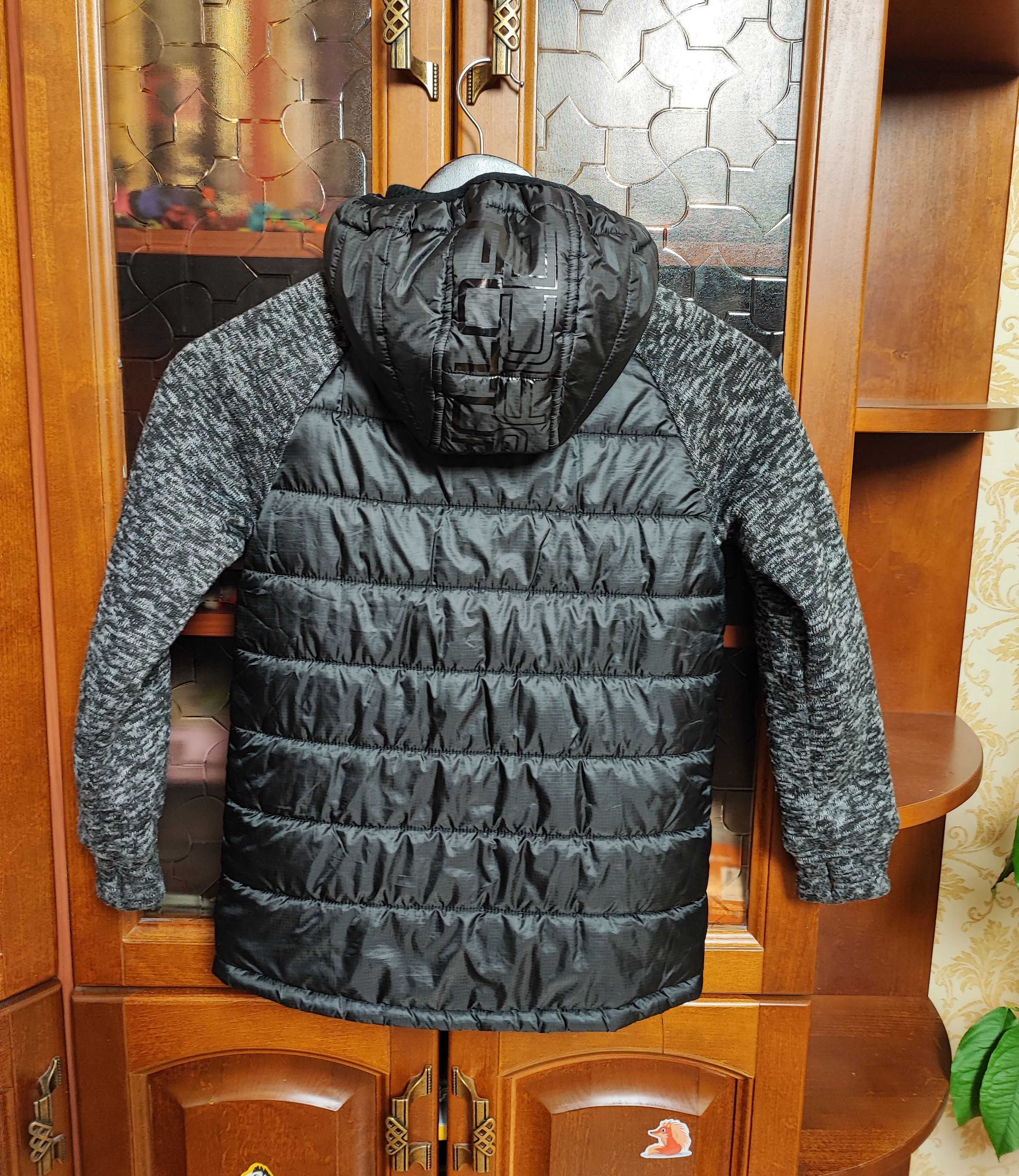 Куртка для хлопчика 8-9 років (зріст 134 см))