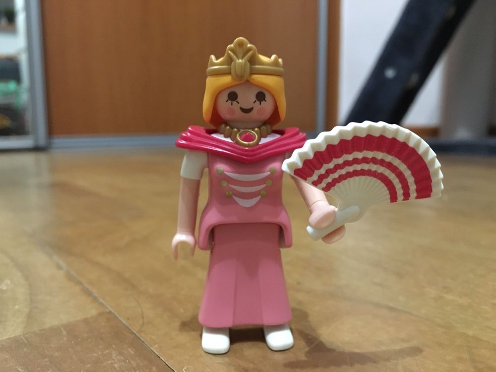 Playmobil figurka - księżniczka z wachlarzem