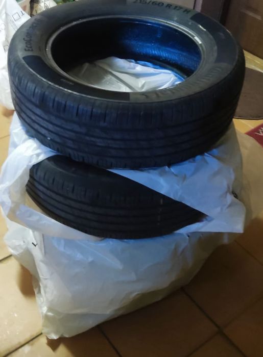Opony letnie Continental 215/60 R17 96H
