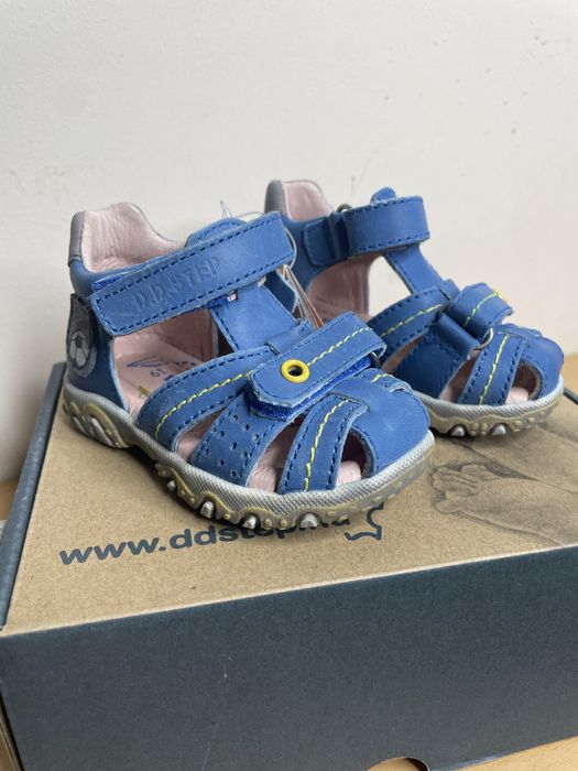 Sandałki D.d step