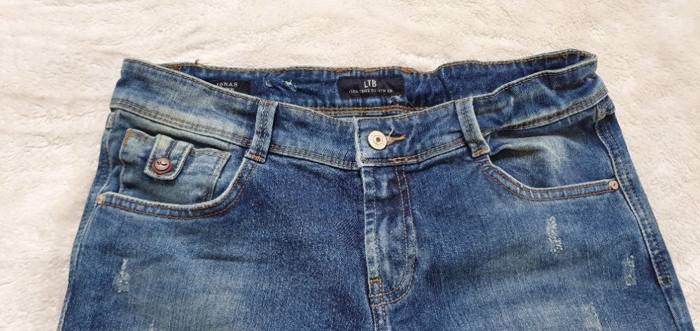 Spodnie dżinsy firmy LBT 16 lat rozmiar 176